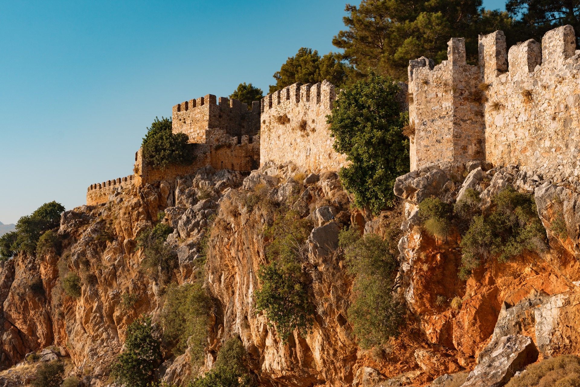 Coastal fortress town along the Guadiana Valley